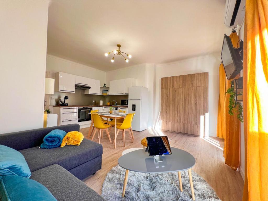 Appartement Vue Mer Parking Prive Place Med Canet-en-Roussillon Dış mekan fotoğraf